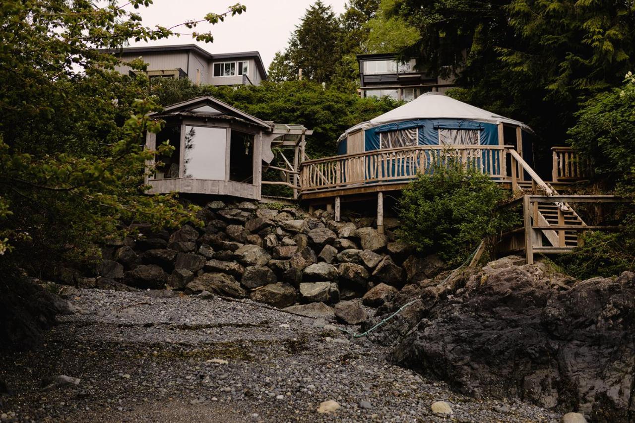 Lunar Cove Inn Charters And Tours Tofino Eksteriør billede